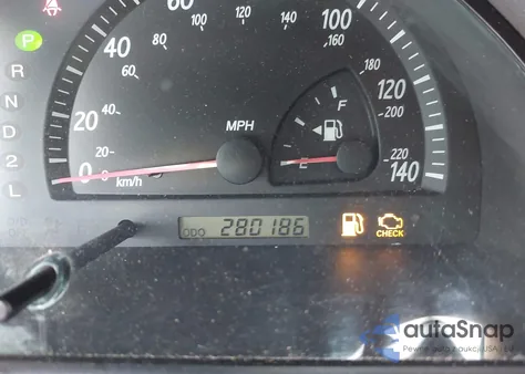 2002 Toyota Camry Le from USA, damaged, VIN 4T1BE32K32U588929